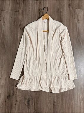 LC Lauren Conrad Cream Ribbed Open Cardigan Ruffle Hem Nwot